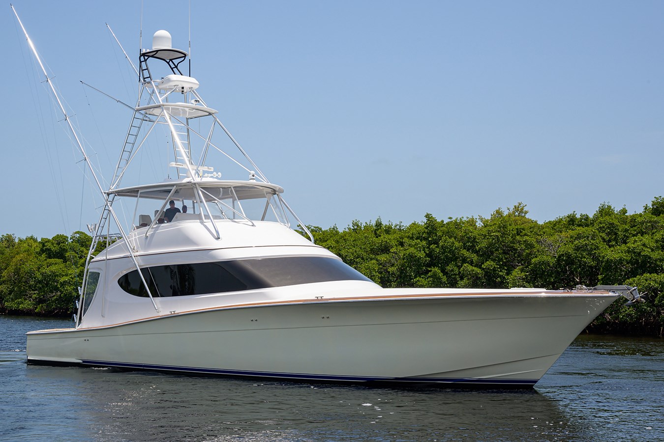 WING MAN - 2015 HATTERAS 70' 6