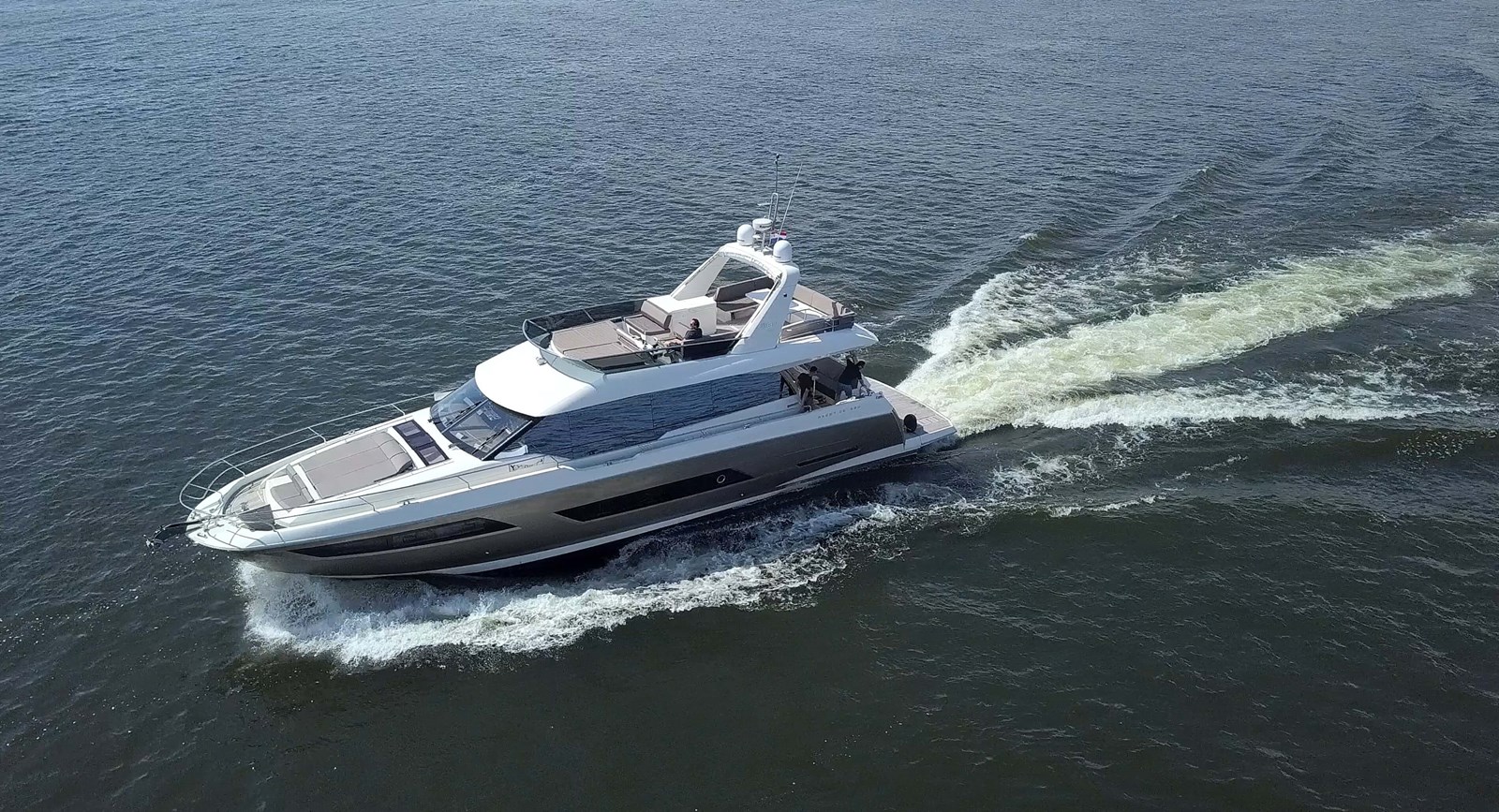 Prestige Yachts 680 flybridge - 2016 PRESTIGE 70' 