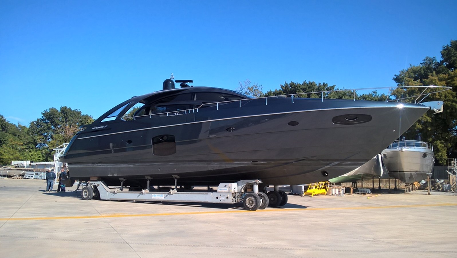 BEATRICE - 2018 PERSHING 70' 4