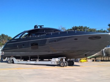 BEATRICE - 2018 PERSHING 70' 4