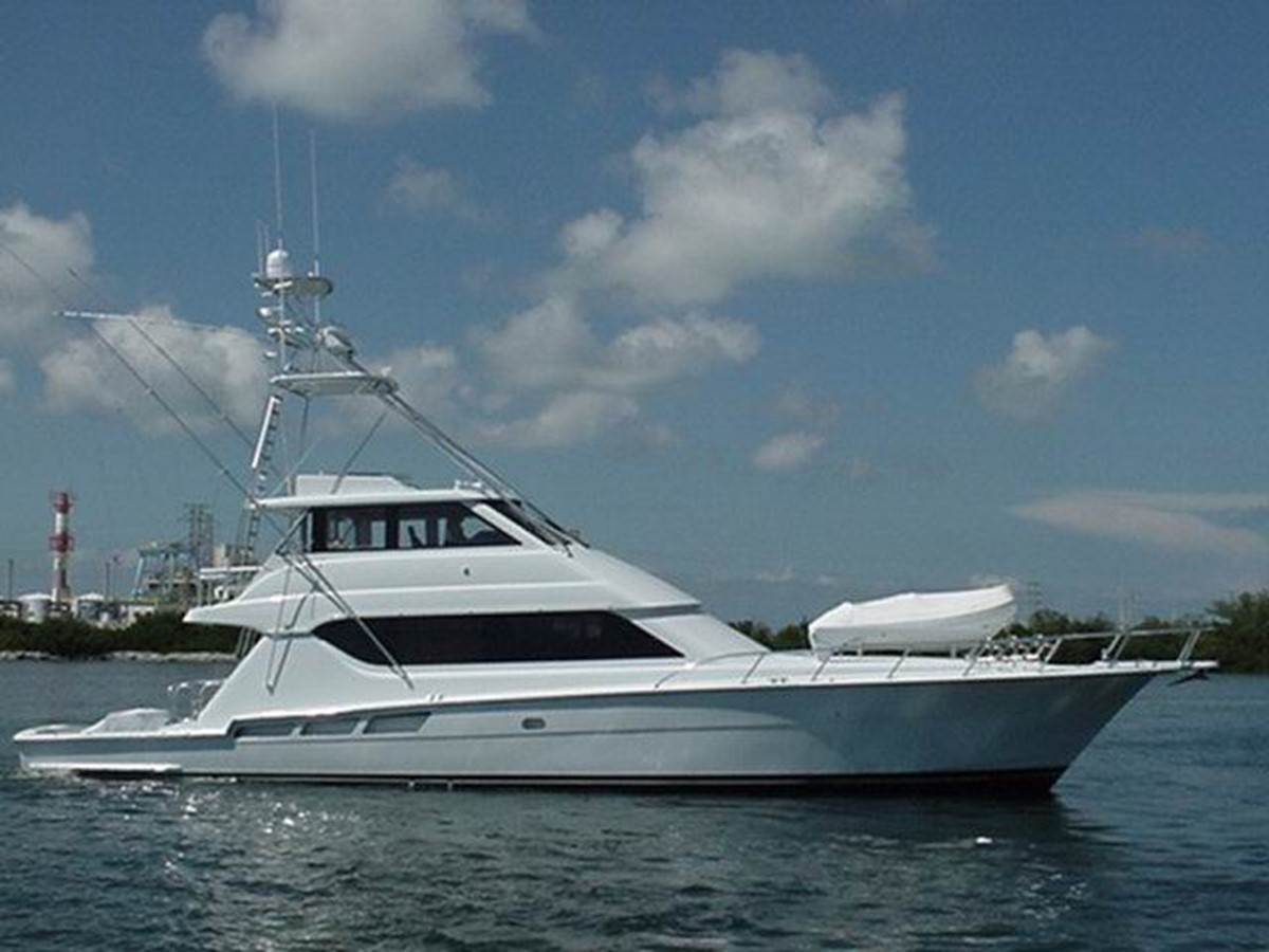 Stamper II - 2002 HATTERAS 70' 3