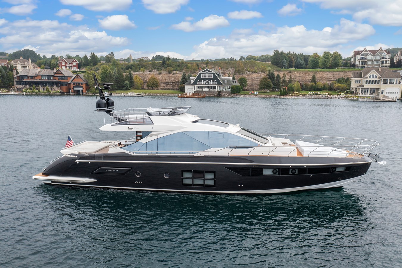 Anonymous - 2018 AZIMUT YACHTS 70' 3