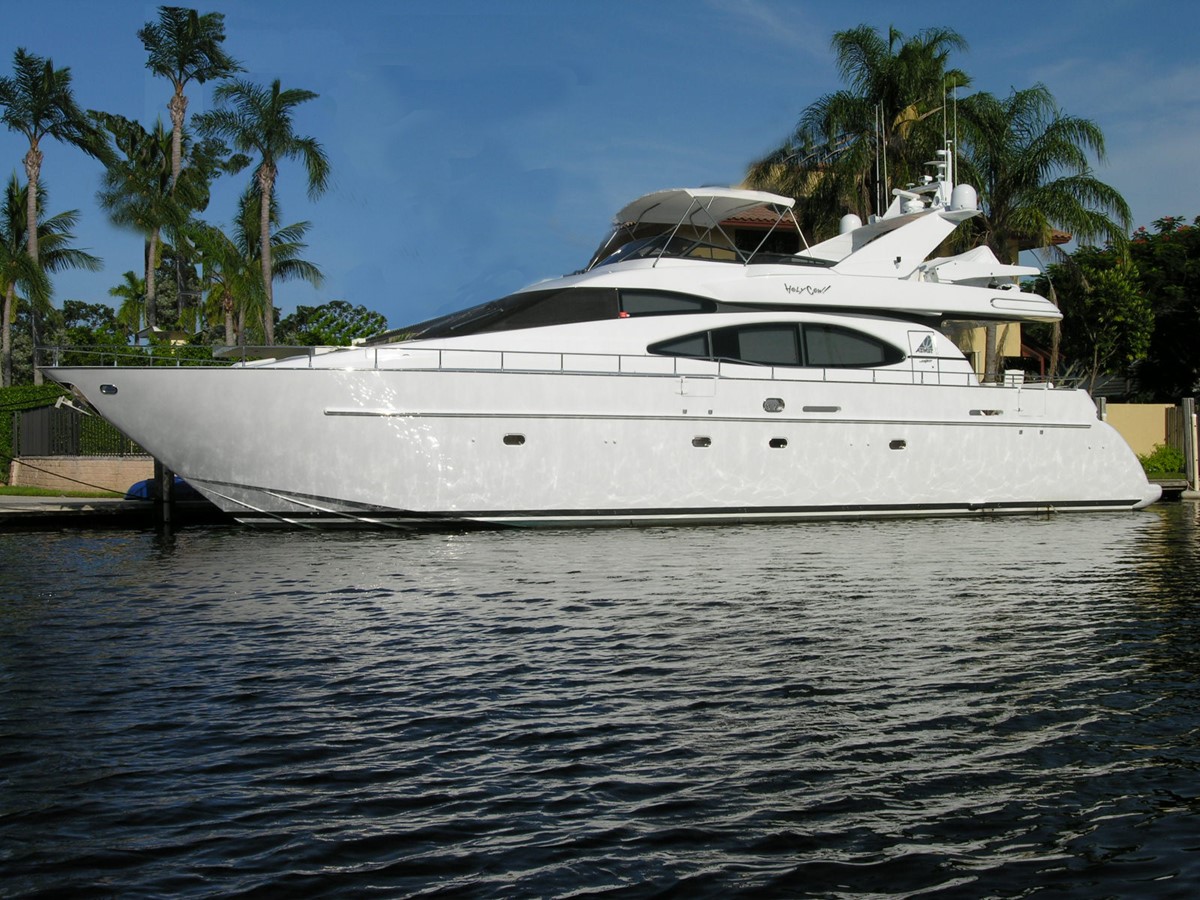 Holy Cow (R) - 2000 AZIMUT YACHTS 70' Sea Jet