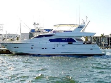 SEAQUESTER - 2000 HORIZON 70' Motoryacht with Deckhouse