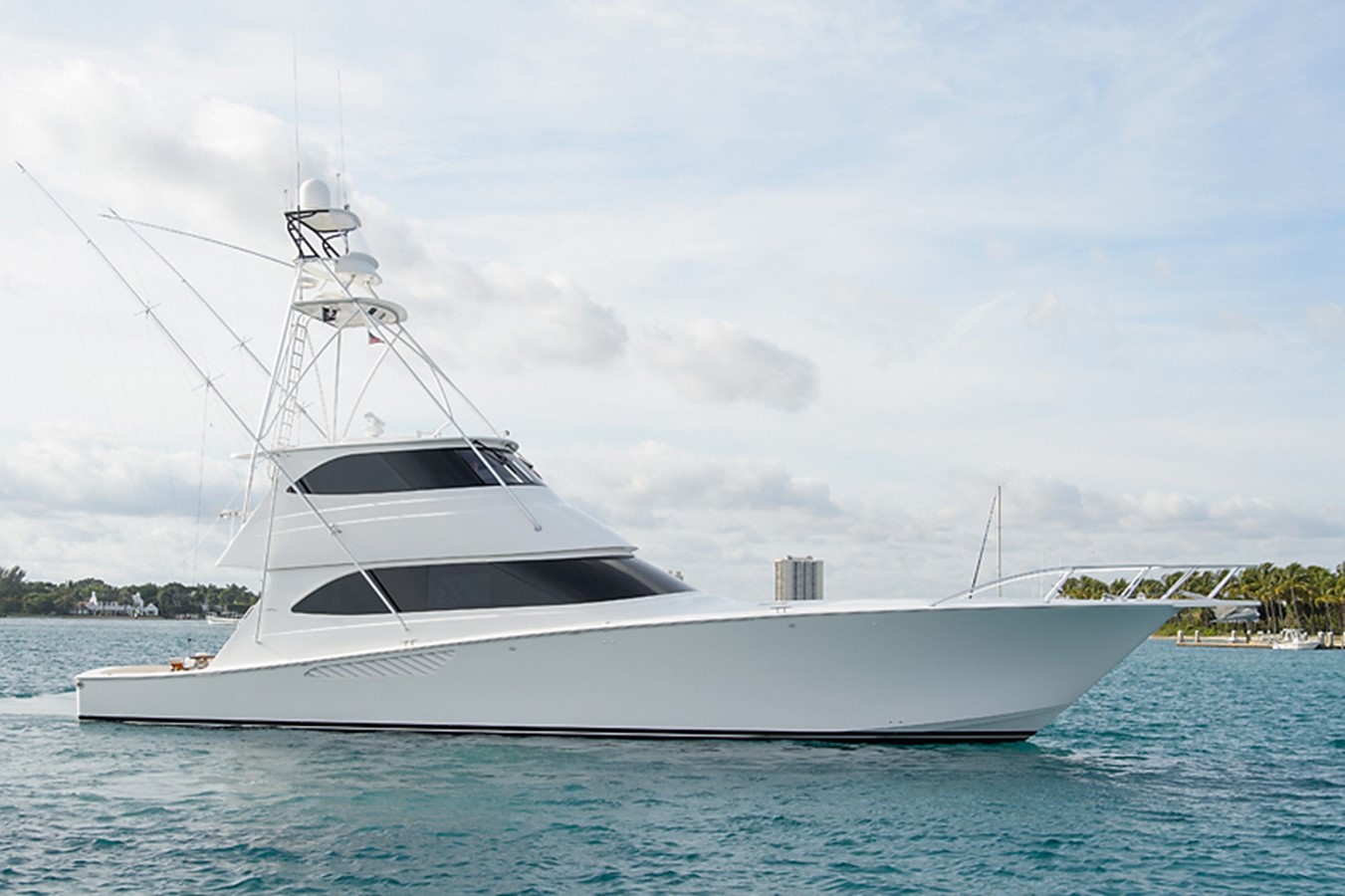 No Name 70 Enclosed - 2013 VIKING 70'