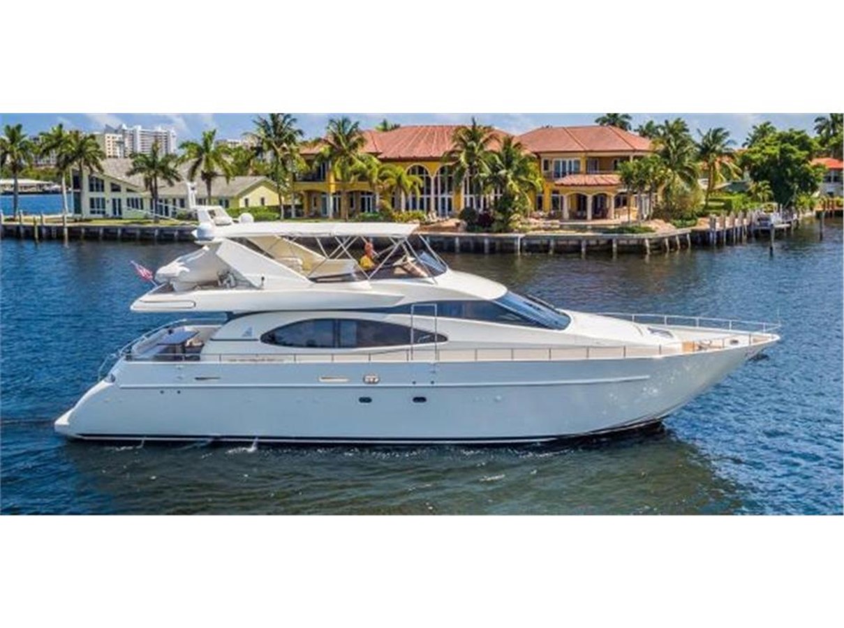 King of Hearts - 2001 AZIMUT YACHTS 70'