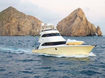 Marlin Darlin - 2016 VIKING 70' 70 Enclosed Bridge