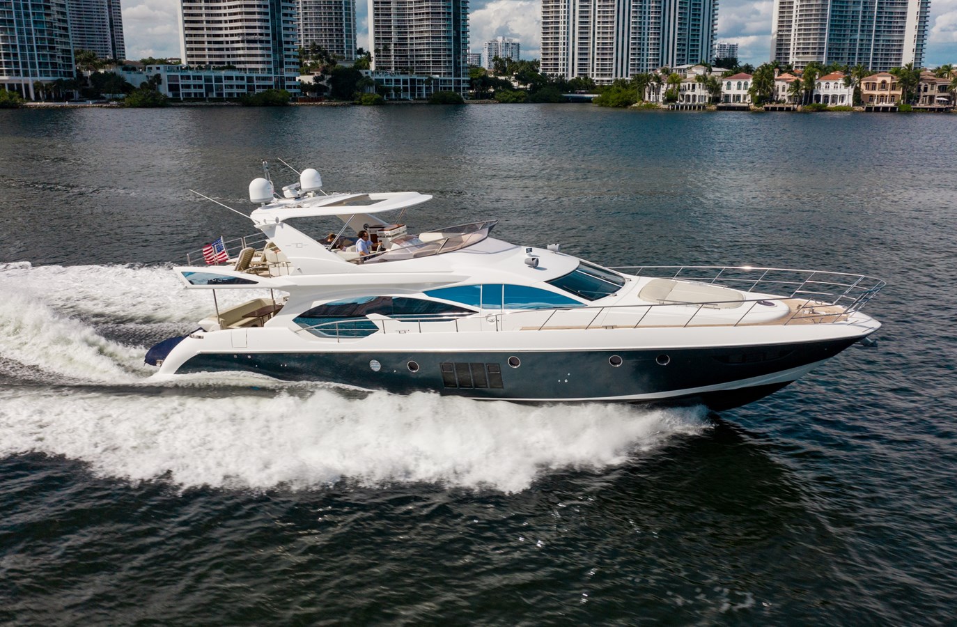 DESSERT FIRST - 2015 AZIMUT YACHTS 70'