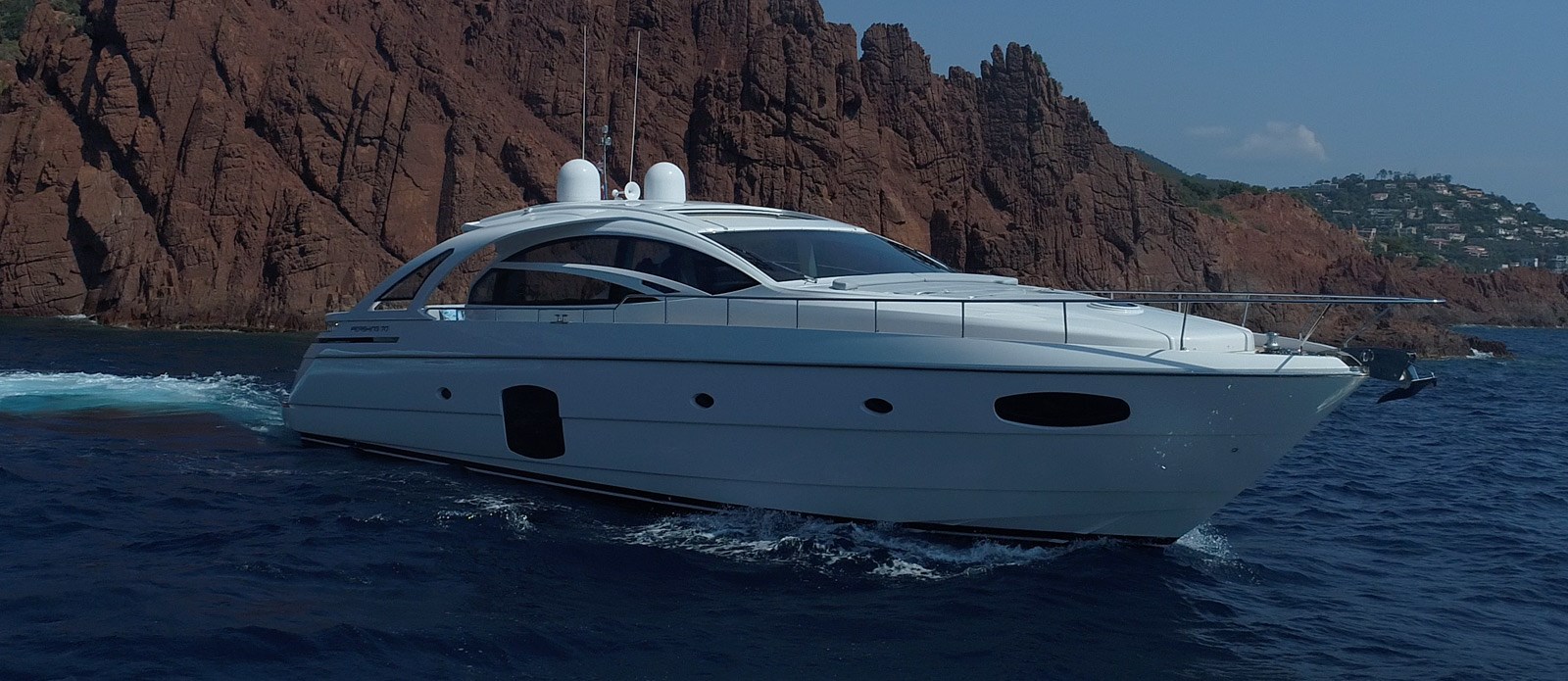 RITMO DE VIDA - 2015 PERSHING 70' 70