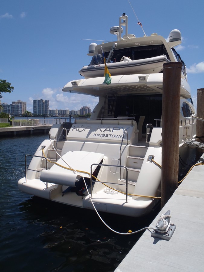 KOP KAPY - 2001 AZIMUT YACHTS 70'