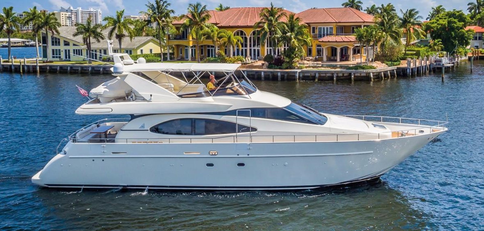 KING OF HEARTS - 2000 AZIMUT YACHTS 69' 11