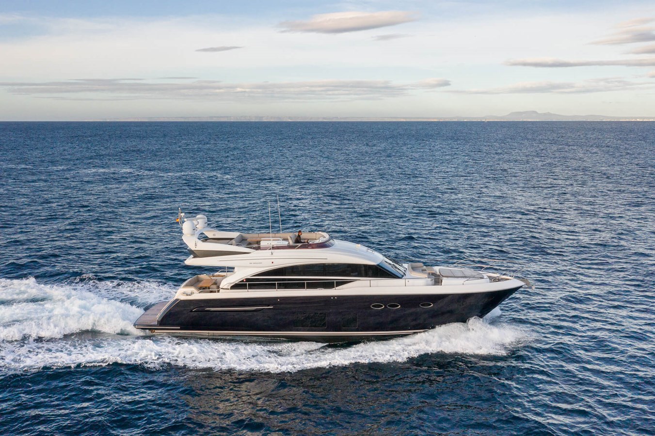 NOOR - 2016 PRINCESS YACHTS 69' 9