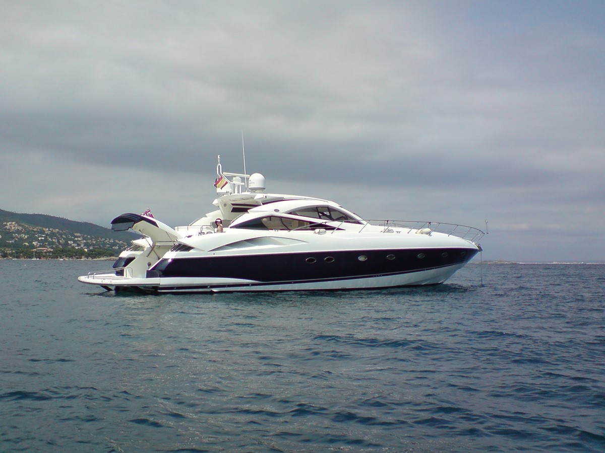 Bubble Trouble - 2001 SUNSEEKER 69' 7