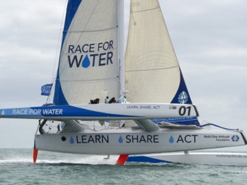 RACE FOR WATER - 2011 CDK 69' 7
