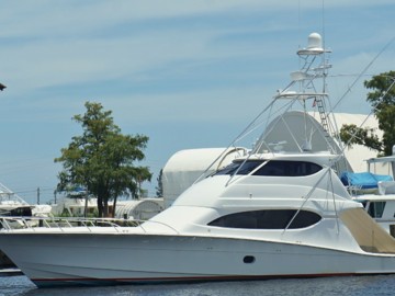 SOMETHING'S FISHY - 2011 HATTERAS 68' 6