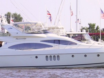 PENMANSHIP - 2001 AZIMUT YACHTS 68' 2001