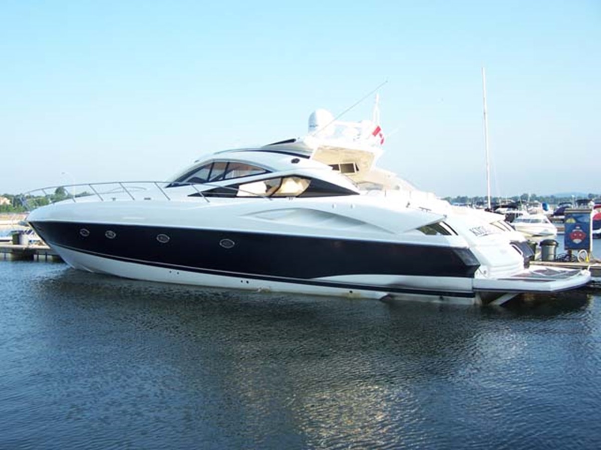 King Baby - 2004 SUNSEEKER 68' Predator