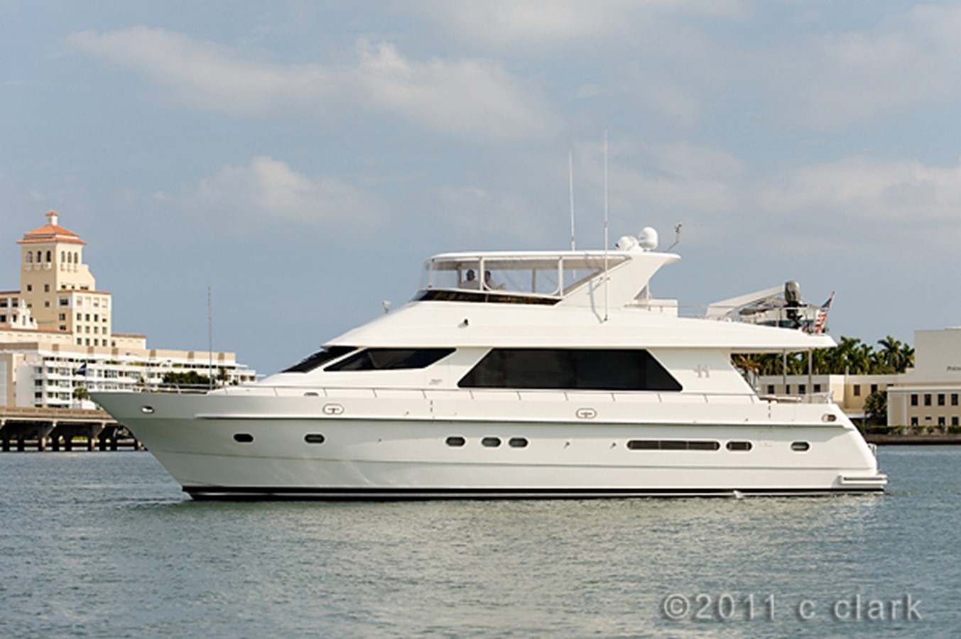 CONTESSA - 2004 HARGRAVE 68'