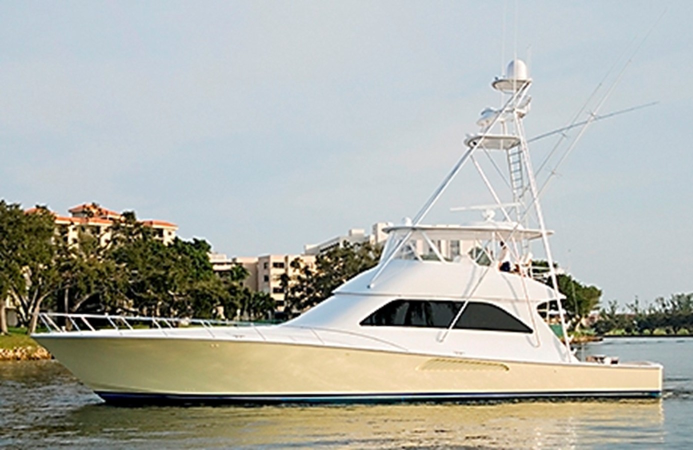 Nauti Girl - 2007 VIKING 68' Convertible