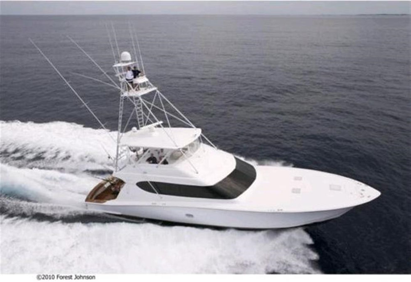 BREAKAWAY - 2005 HATTERAS 68'