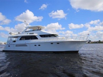 Lady Patricia - 2005 CHEOY LEE 68'