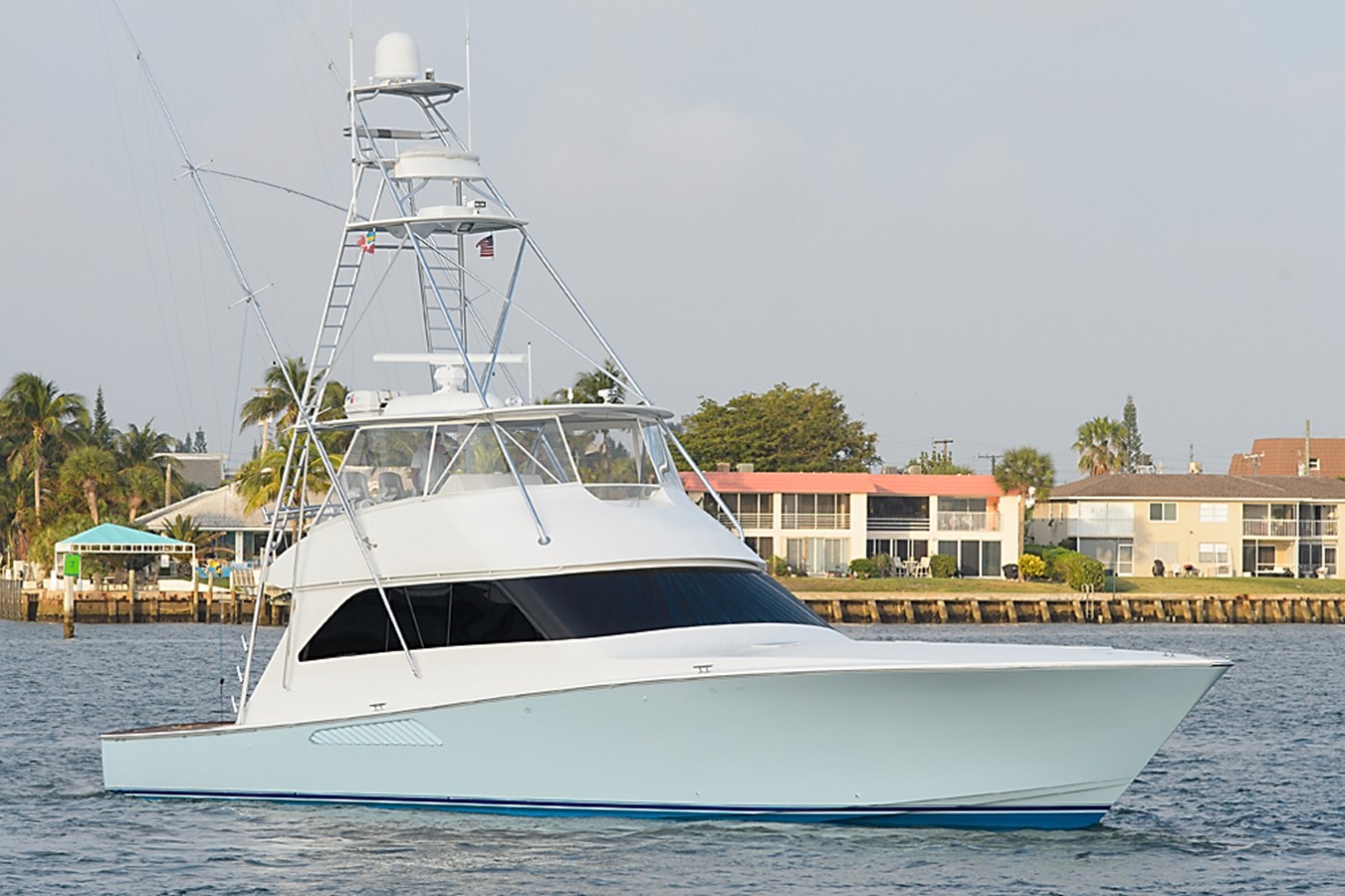 Blu Frog - 2007 VIKING 68' Convertible