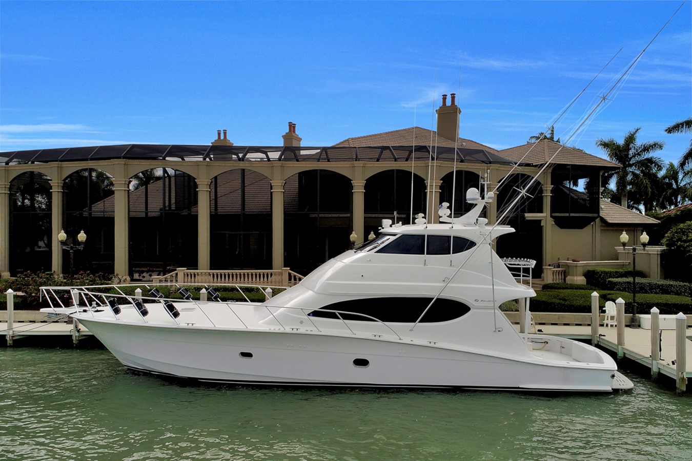 Renegade - 2008 HATTERAS 68' Convertible