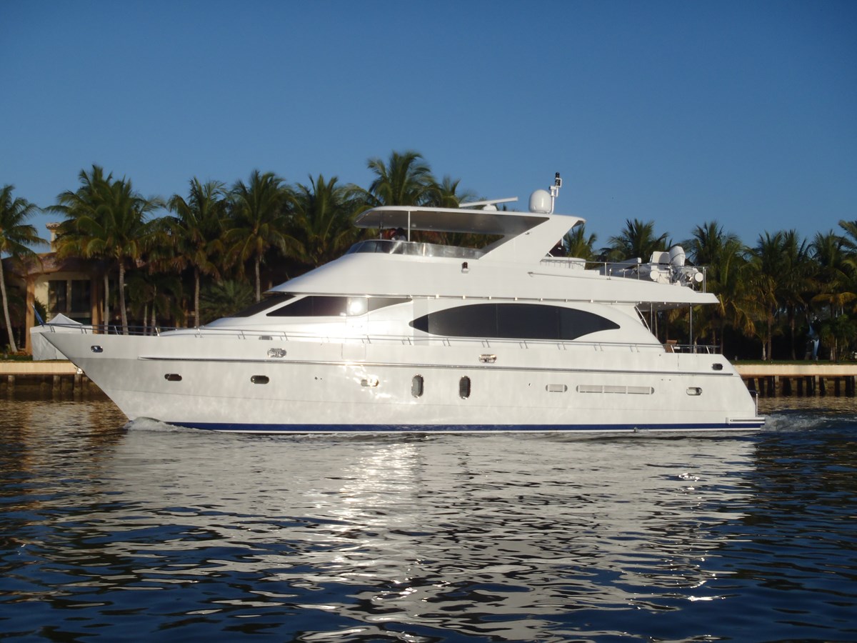 DAFINAVES - 2005 HARGRAVE 68' Flybridge