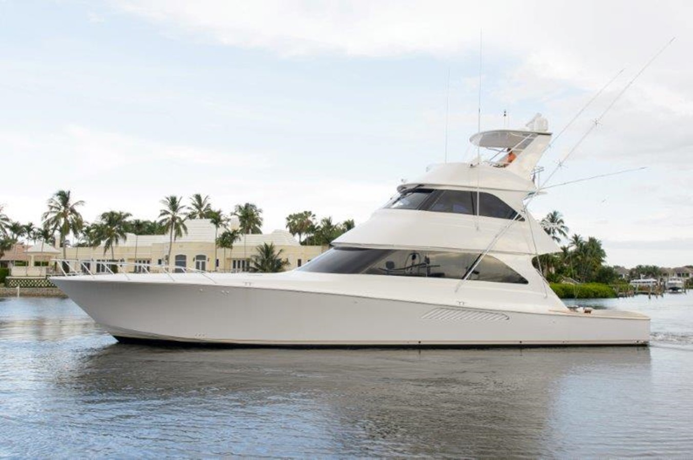 Lost Texan - 2007 VIKING 68' Enclosed