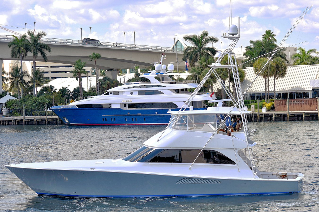 68 Viking - 2006 VIKING 68'