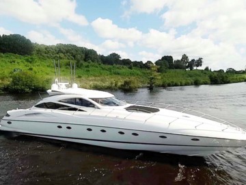 Low Profile - 2003 SUNSEEKER 68' 68 Predator