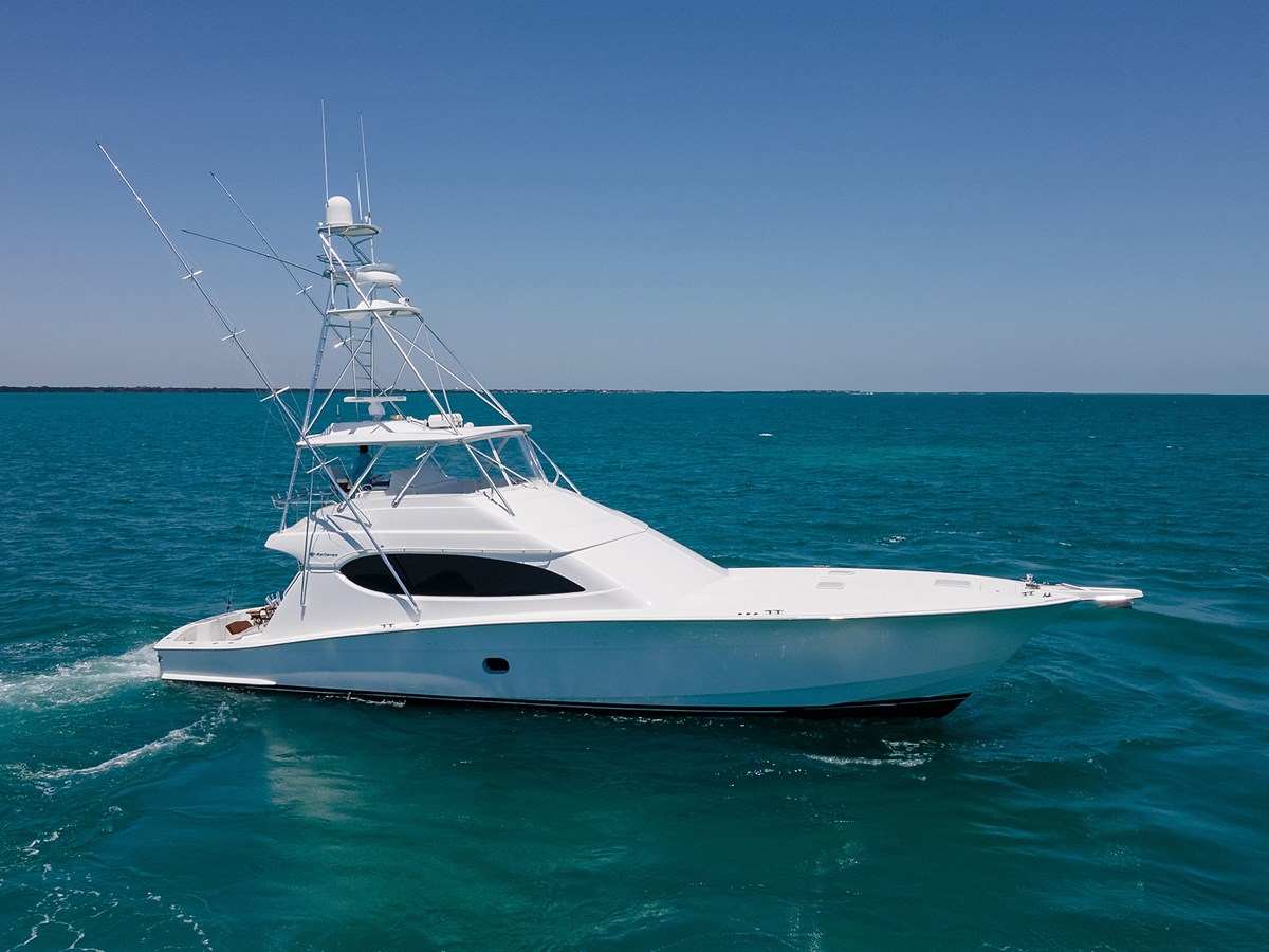 REEL HAWK - 2008 HATTERAS 68' 68 Convertible