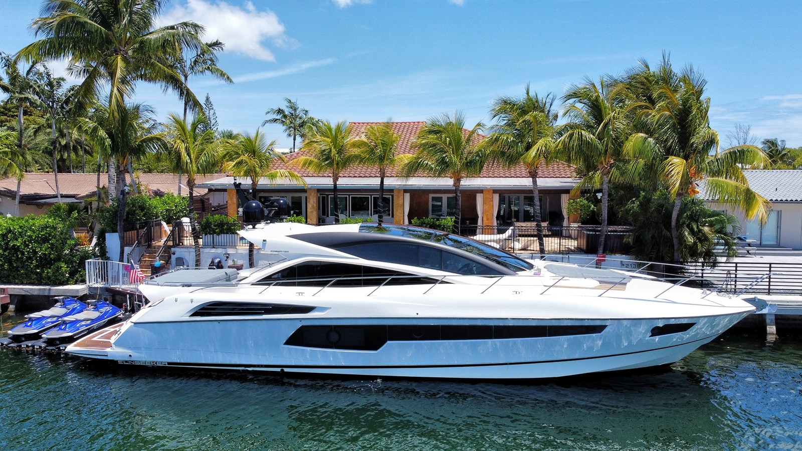 Predator 68 - 2015 SUNSEEKER 68'