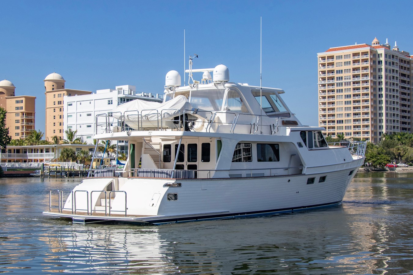 Explorer 58E - 2014 MARLOW 67' 8