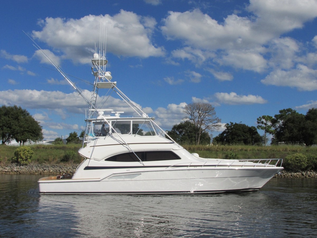 Seafari - 2005 BERTRAM 67' Convertible