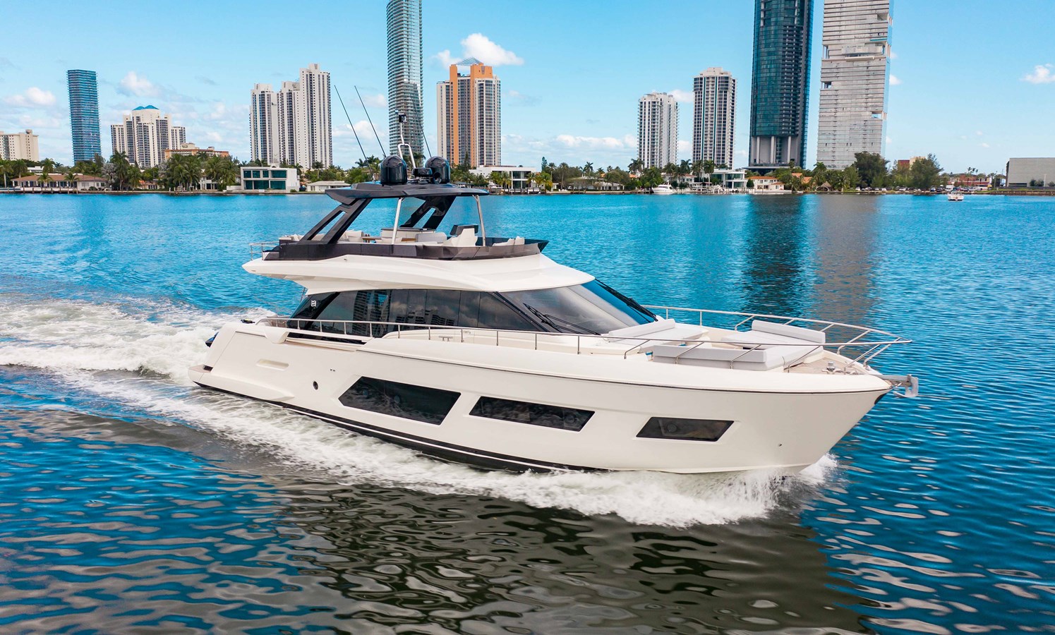 OUR TRADE - 2022 FERRETTI YACHTS 67' 670