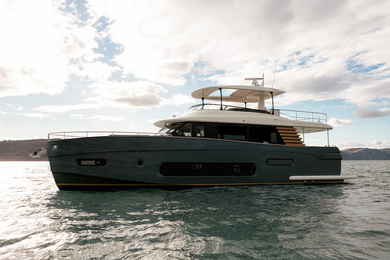 66 Magellano - 2023 AZIMUT YACHTS 66' 1