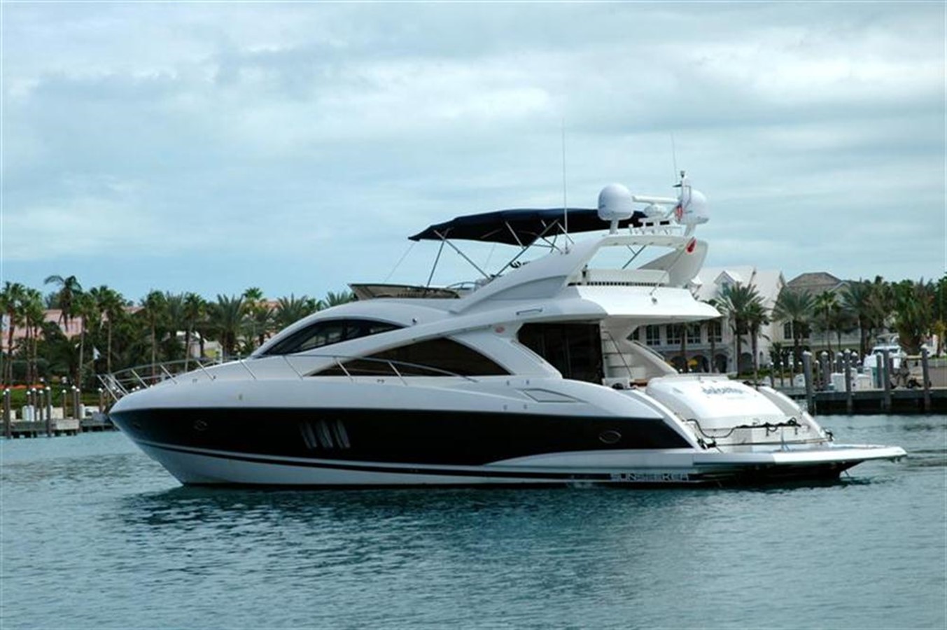 Dolcetto - 2007 SUNSEEKER 66'