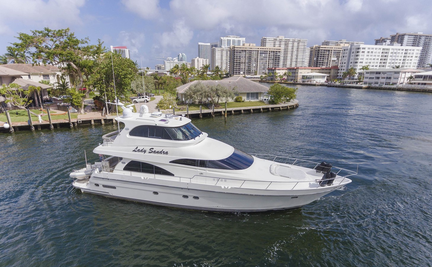 LADY SANDRA - 2004 NEPTUNUS 66' Enclosed Skylounge