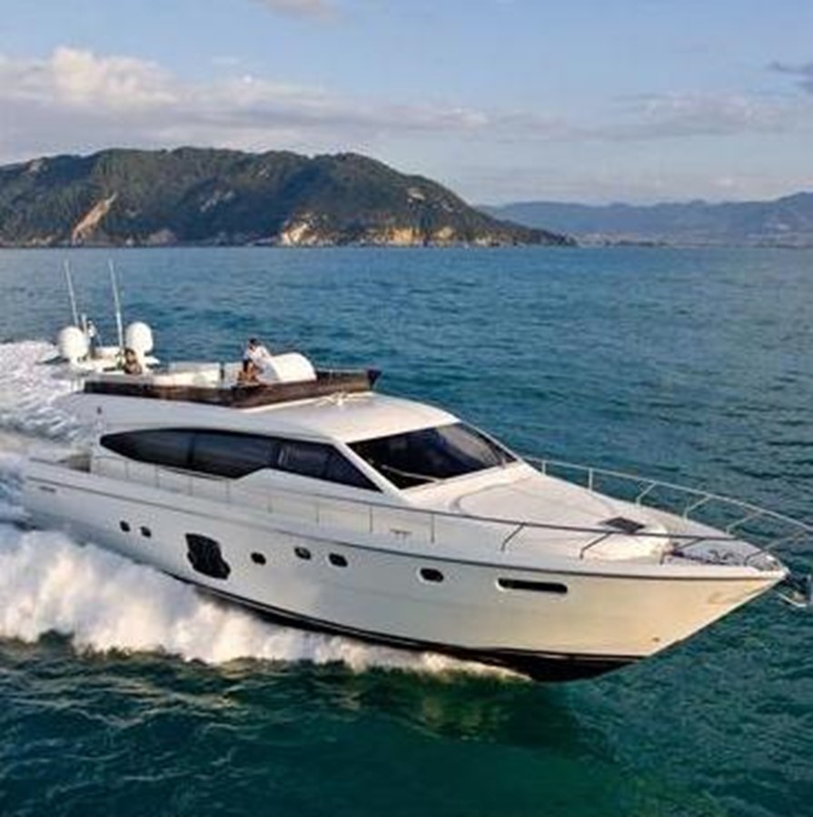 631 Ferretti - 2010 FERRETTI YACHTS 65' 7