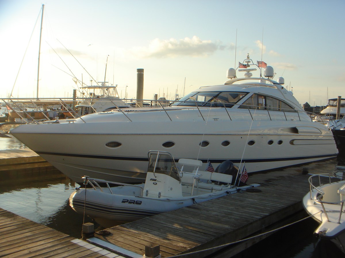 UPTOWN GIRL - 2001 VIKING SPORT CRUISERS 65' 2