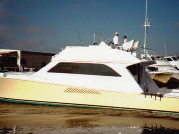 FIESTA - 2000 VIKING 65' 65 CONVERTIBLE