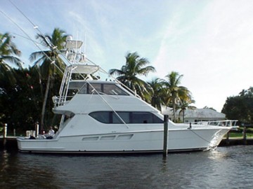 Stray Dogs - 2001 HATTERAS 65' Enclosed Bridge