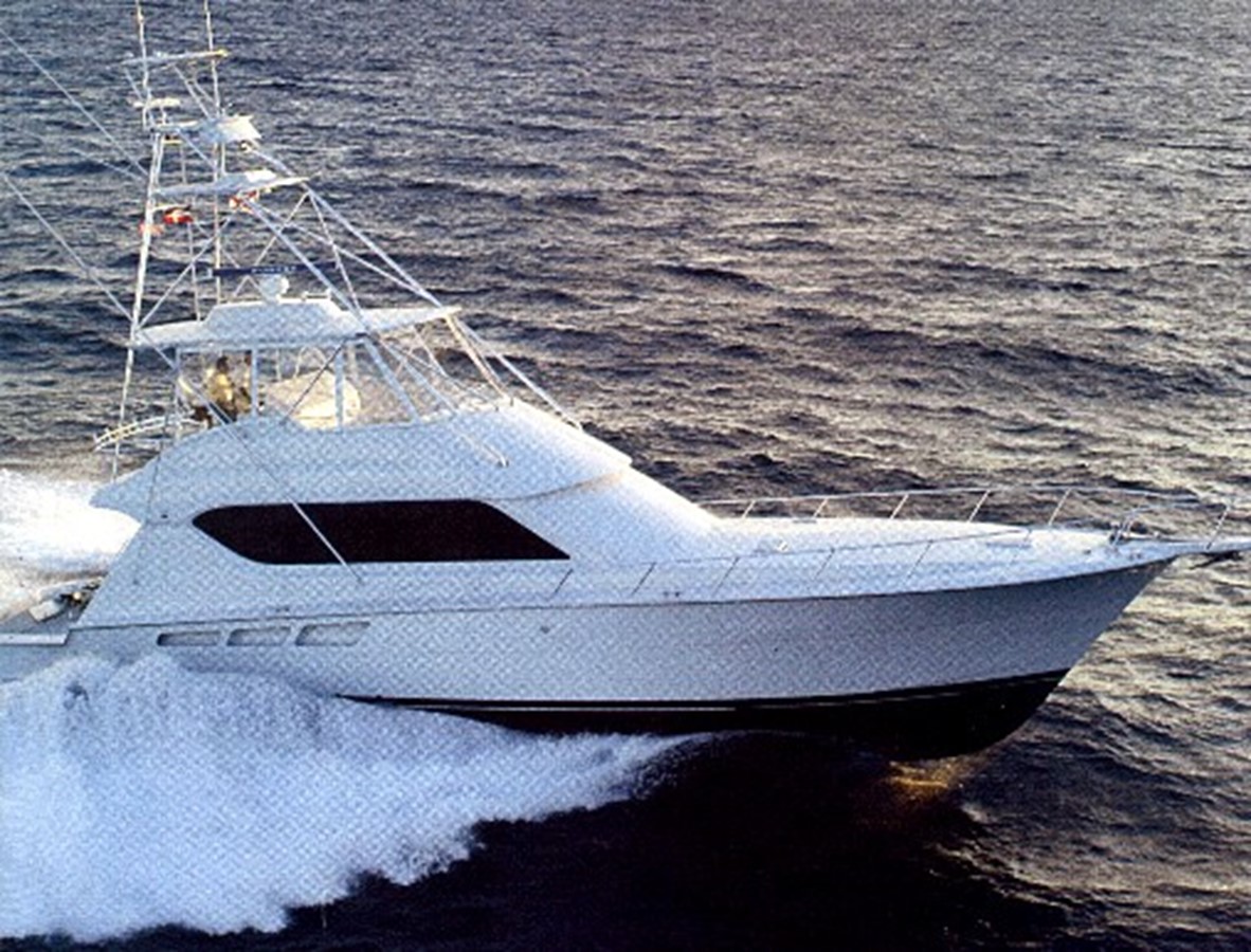 La Reverende - 2002 HATTERAS 65' 65 Convertible