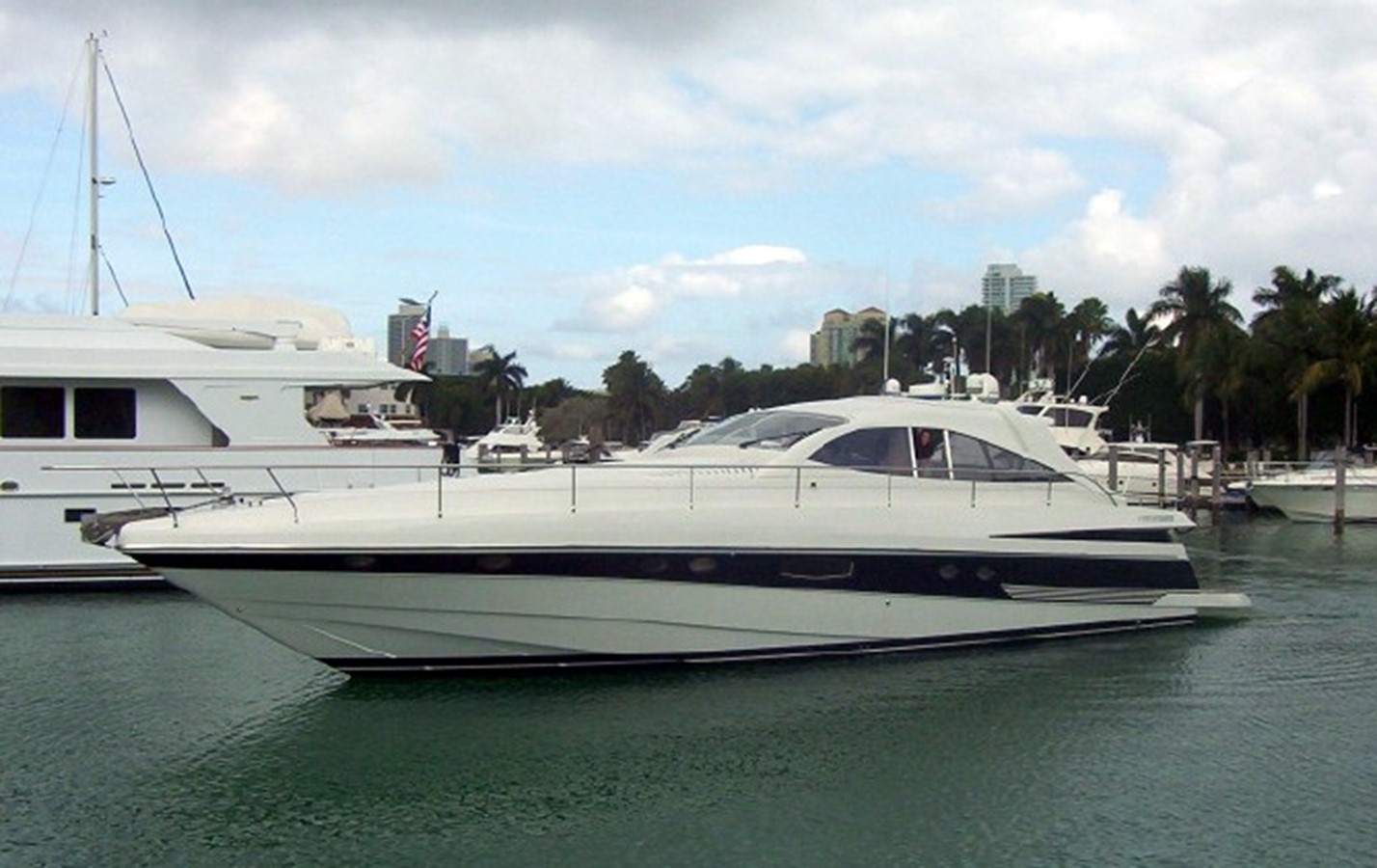 Waterford - 2002 PERSHING 65'