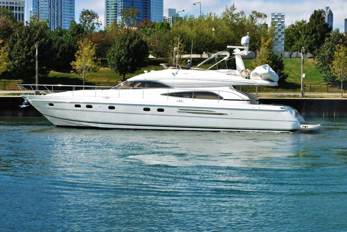 GRAND CRU - 2001 VIKING 65' 65 FBMY