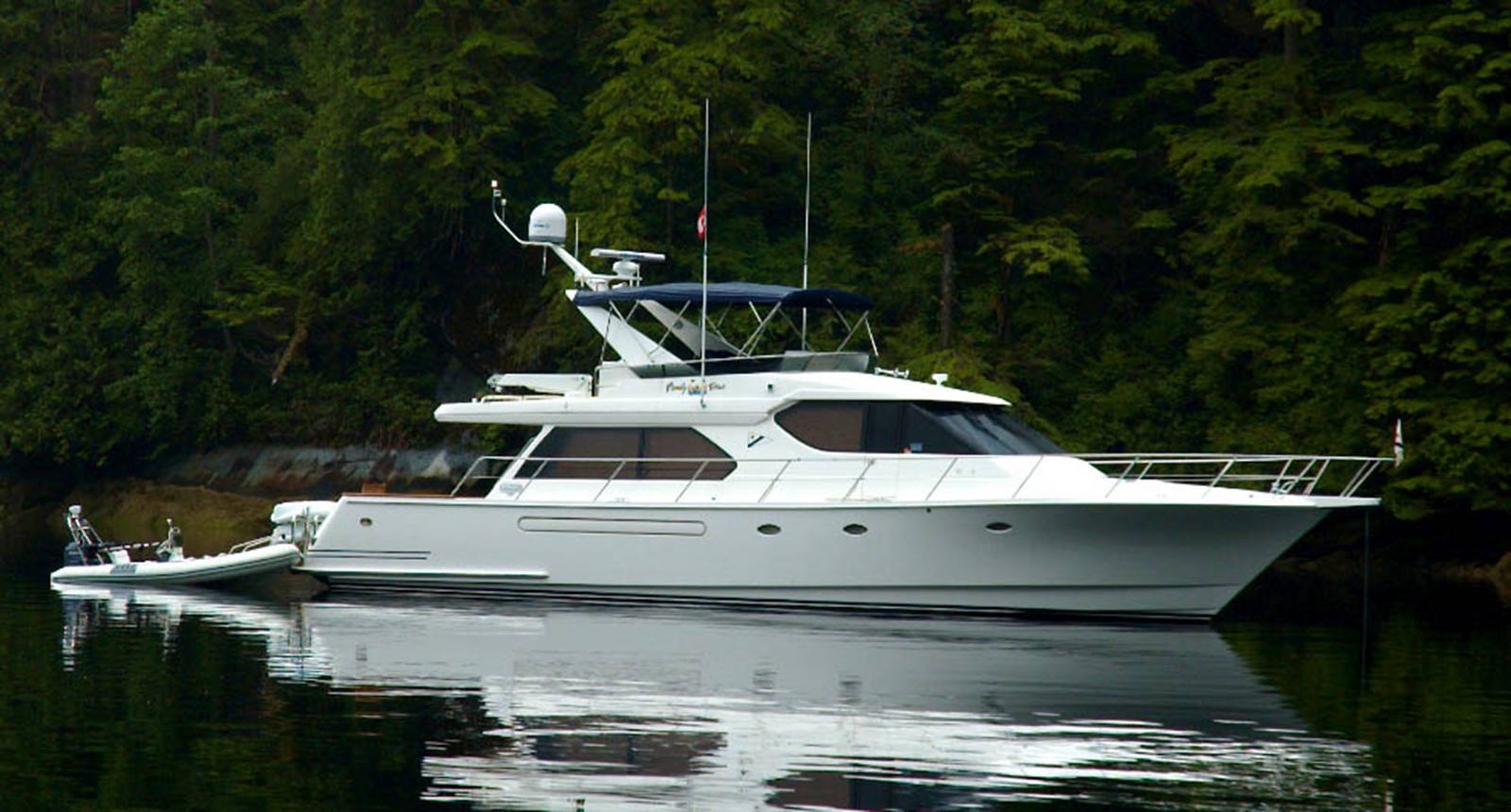 FAMILY TIME - 2004 WEST BAY 65' 58' Extended Cockp