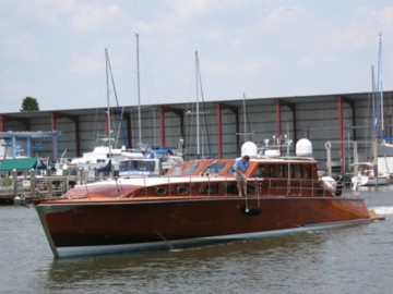 MISS OSB - 2009 CUSTOM 65' Hugh Saint