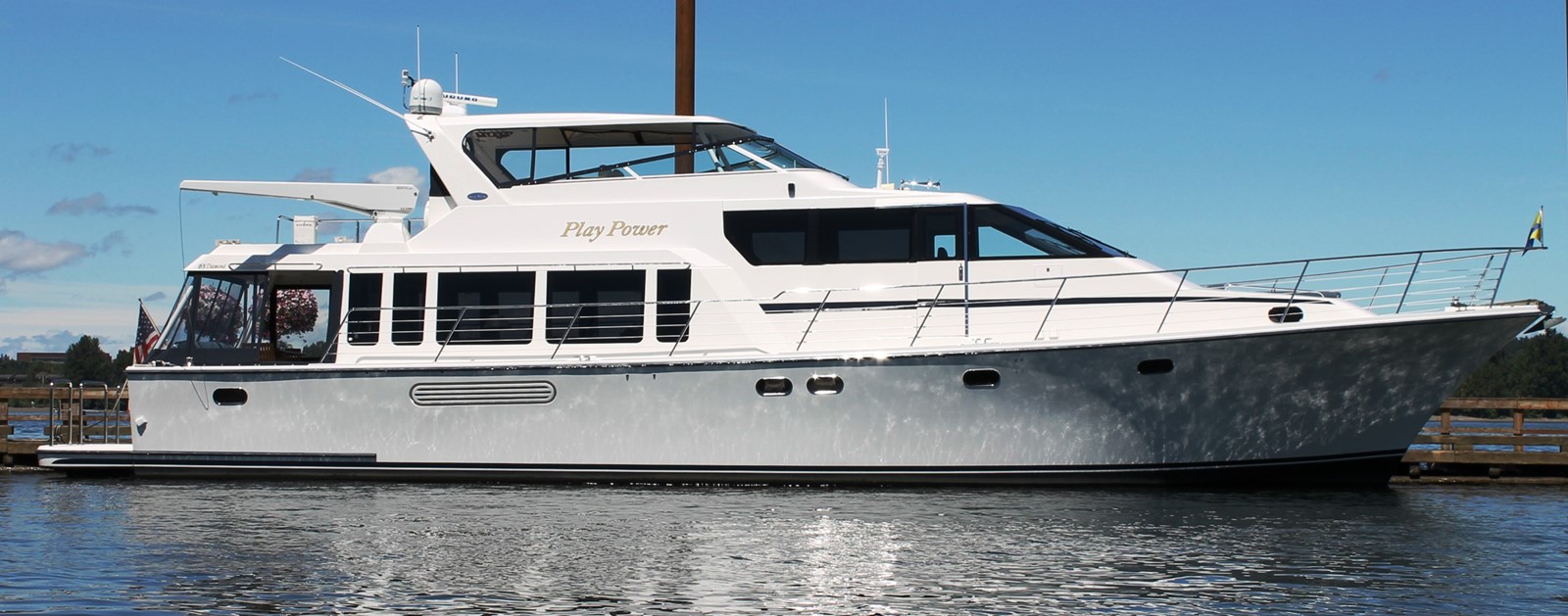 Play Power - 2004 PACIFIC MARINER 65'