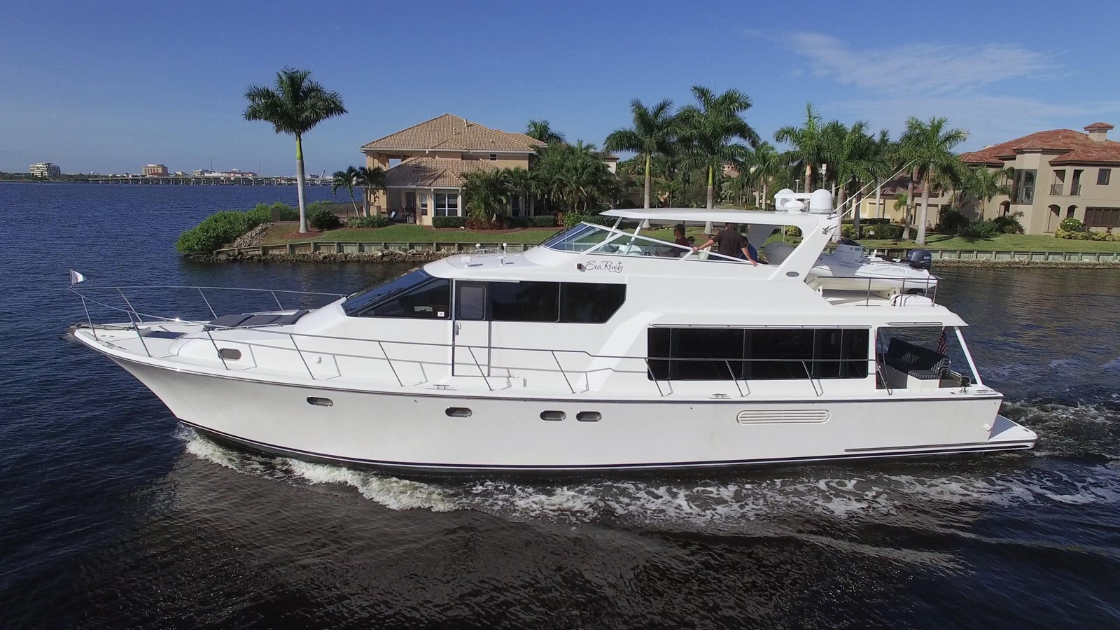 SeaRenity - 2003 PACIFIC MARINER 65' 65 Motoryacht